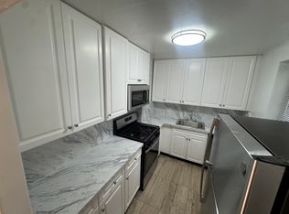 193-15 69th Ave FLOOR 2, Fresh Meadows, NY 11365