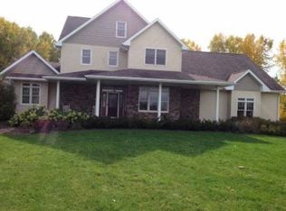 W2670 Autumn Blaze Trl, Seymour, WI 54165