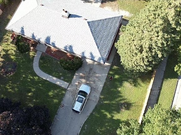 5th image of 7400 W Villard Ave