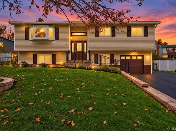 10 Harvest Hill Lane, Middletown, NY 10940