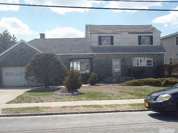 2nd image of 87 Fairwater Ave