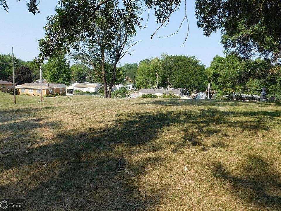 2nd image of 1507 Baker St