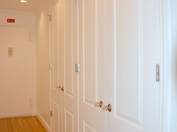 5th image of 177 E Hartsdale Ave APT 6L