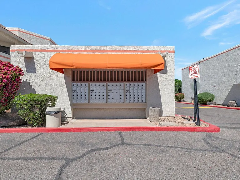 885 N Granite Reef Rd #61 — Photo 20