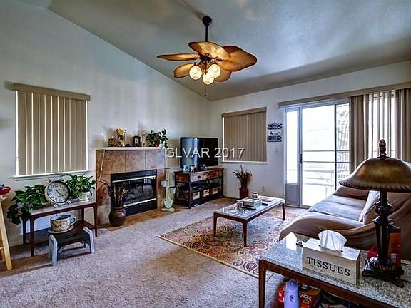 4th image of 4017 Madrone Dr