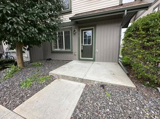 121 Copperpond Cmn S #E-612, Calgary, AB T2Z5B6