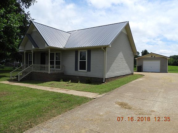3rd image of 1753 Vales Mill Rd