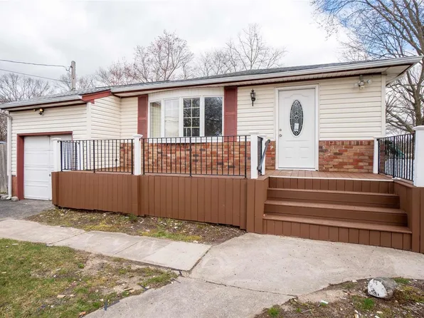 1127A Bay Shore Avenue, Bay Shore, NY 11706