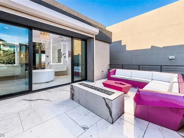 2276 Horizon Light Ct — Photo 21