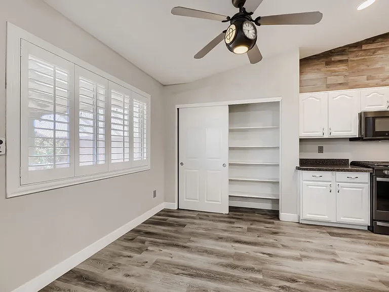 4407 Golden Palomino Ln — Photo 5