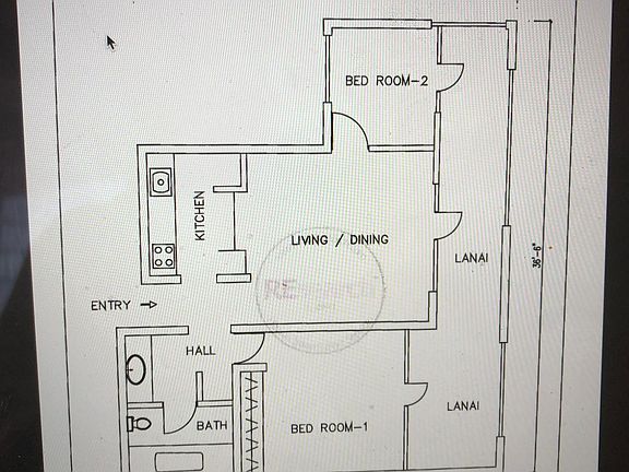 Floor plan - Note there is no door on den