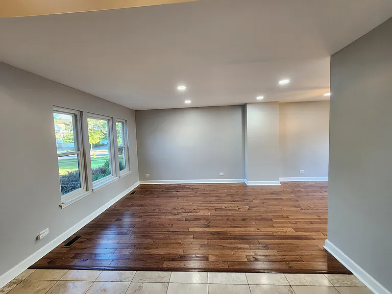 1770 Churchill Ln — Photo 8