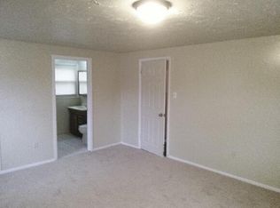 1 Bendix Ln, Willingboro, NJ 08046