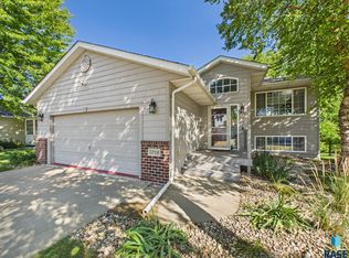 7016 W 50th St, Sioux Falls, SD 57106