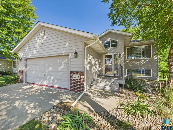 7016 W 50th St, Sioux Falls, SD 57106