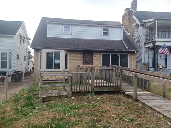 1031 E Mulberry St, Evansville, IN 47714