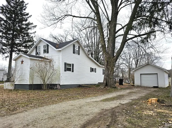 119 Alexander St, Bangor, MI 49013