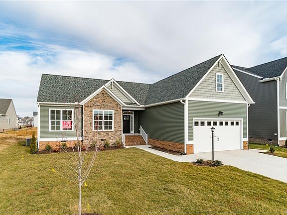 2nd image of 7608 Royal Crown Ct