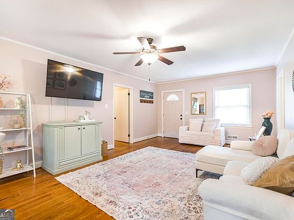 5th image of 460 Sunset Cir