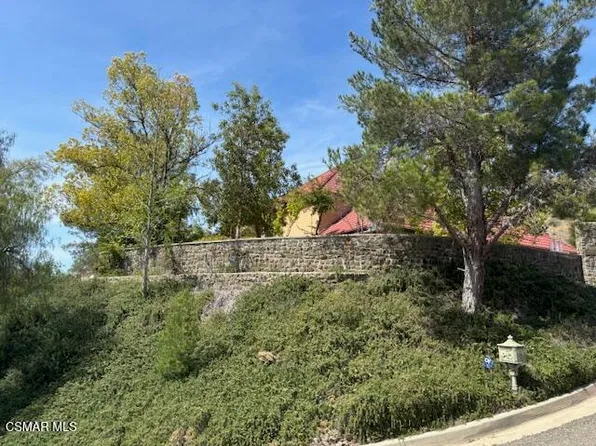 30075 Triunfo Dr, Agoura Hills, CA 91301