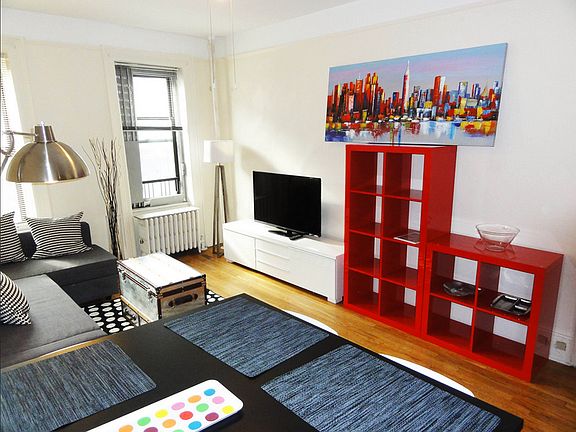 2nd image of 427 E 77th St APT 4A