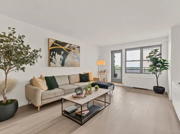 125-10 Queens Boulevard #606, Kew Gardens, NY 11415