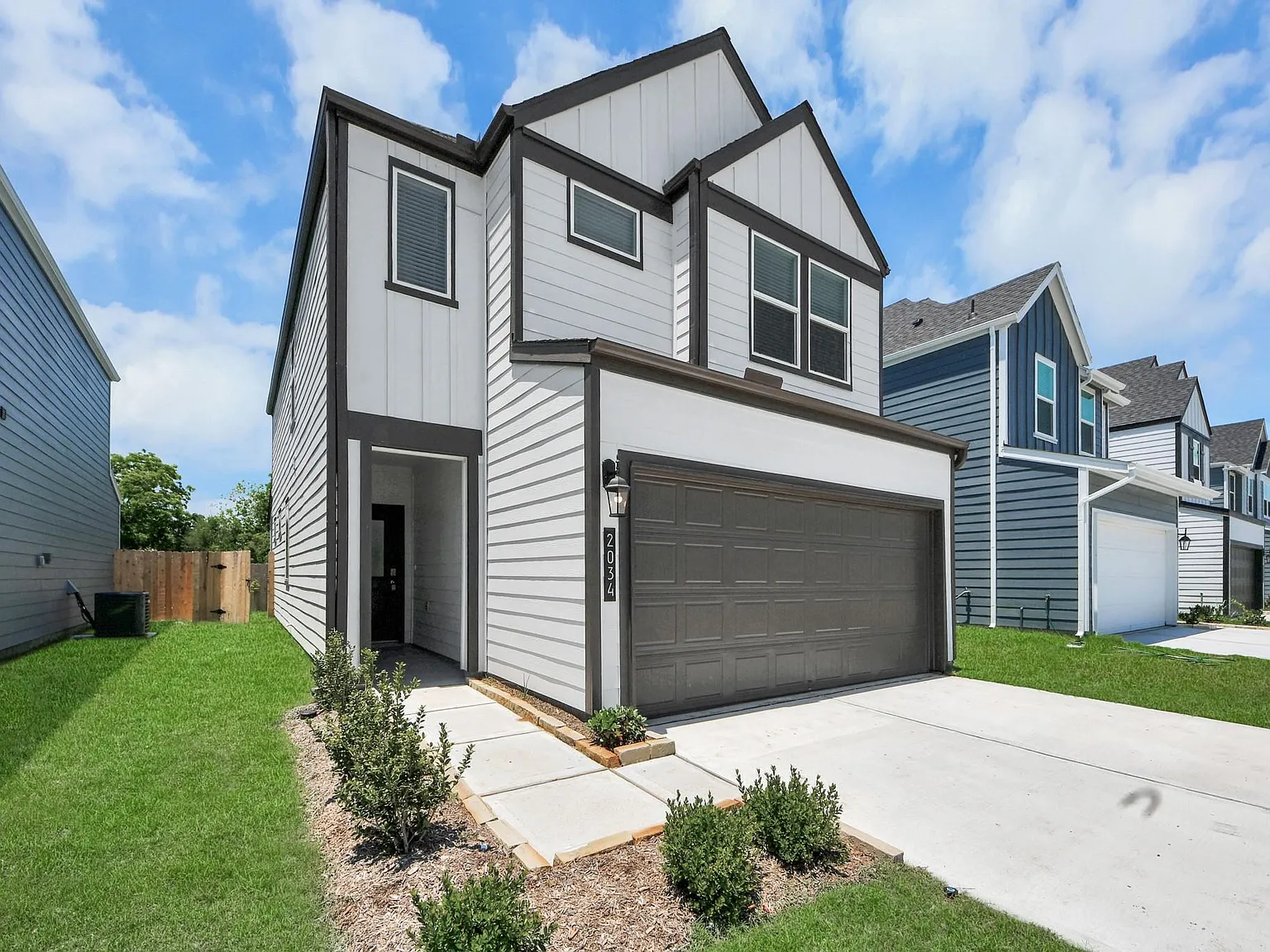4 bed, 2.5 bath, 1657 sqft, $2,250 — Photo 4