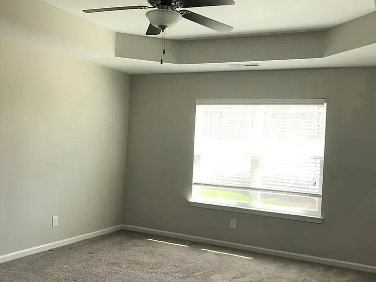2405 Bearded Iris Ln — Photo 9