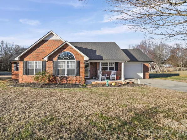 4405 Poxon Ln, Monroe, NC 28110