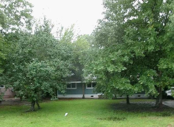1st image of 33 37th St