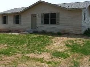 203 W Prairie St, Endeavor, WI 53930