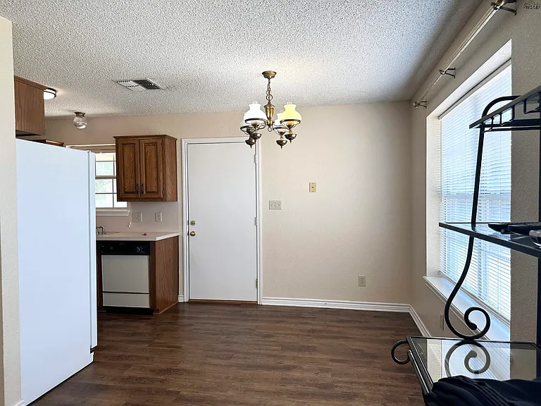 1373 Kincall Rd — Photo 7