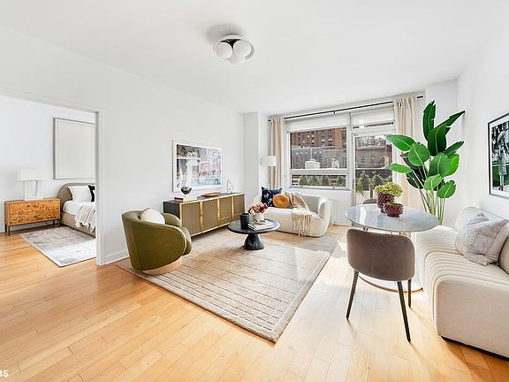 4th image of 517 W 46th St APT 601