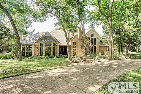 1st image of 781 N Creekwood Dr