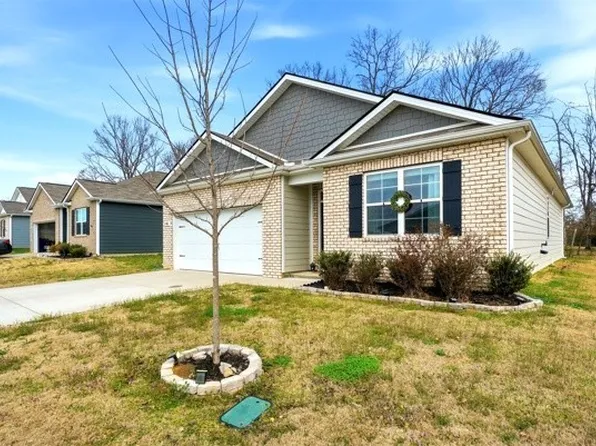 141 Olivia Cir, Chapel Hill, TN 37034