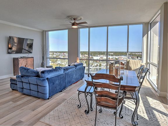 5th image of 900 Gulf Shore Dr Unit 3121