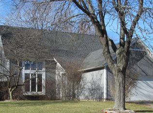 139 Abbeywood Cir, Streamwood, IL