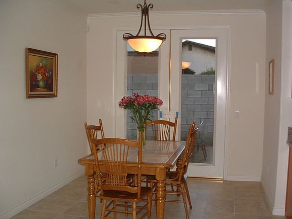 Breakfast nook