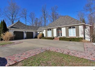 415 Kensington Ln, Cape Girardeau, MO 63701
