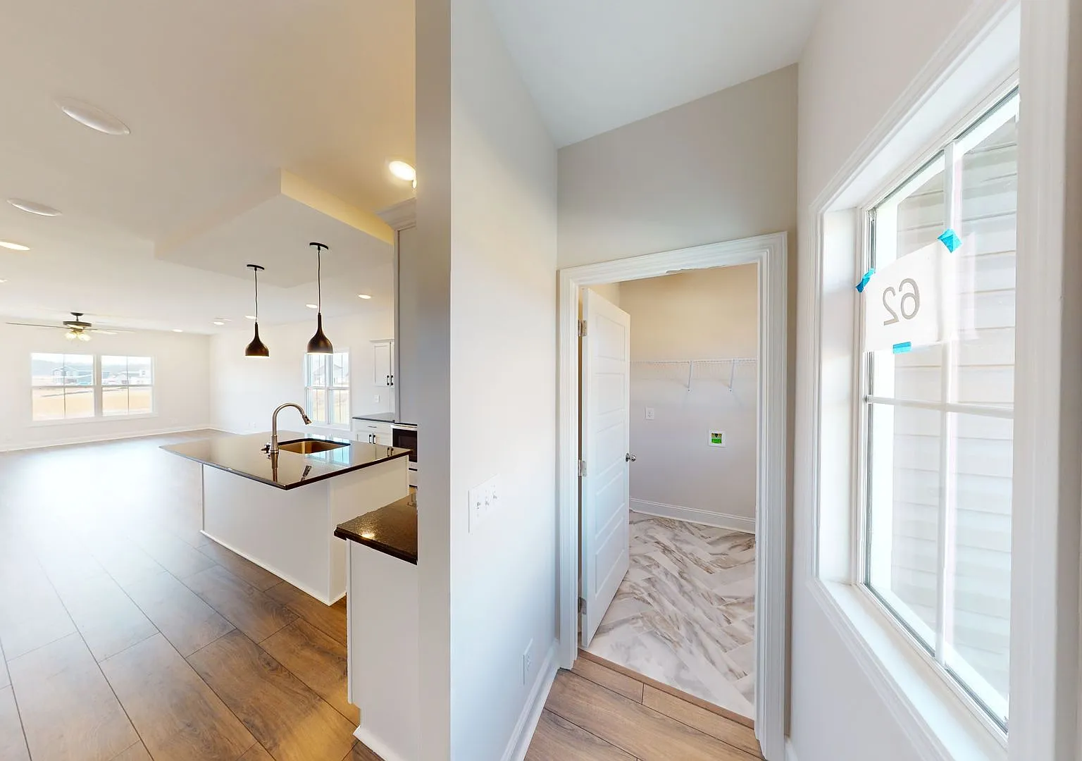 Modern Comfort, Great Location, and Pet-Friendly Living — Photo 3