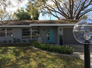 2256 Sunnyside Pl, Sarasota, FL 34239