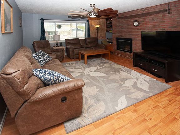 5th image of 8801 NE 59th St