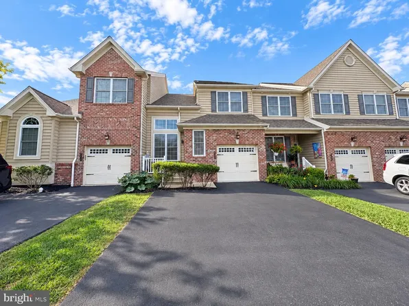 914 Dutch Dr, East Norriton, PA 19403