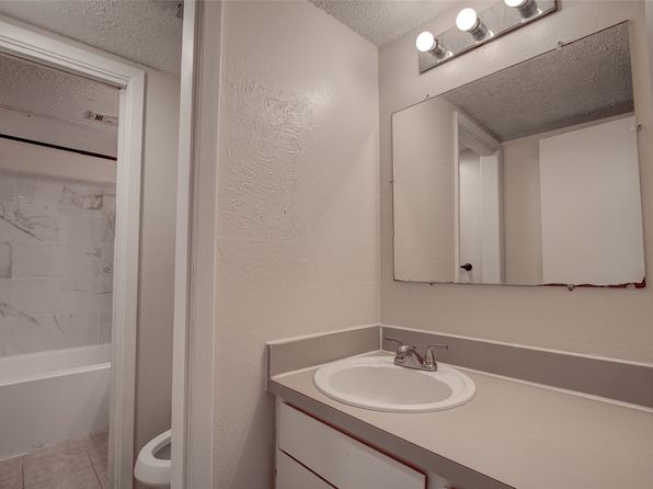 irving-texas-162653169 picture