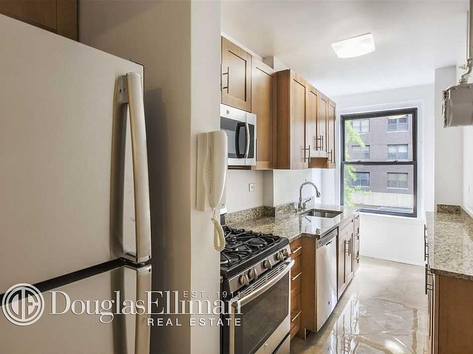 1st image of 405 E 54th St Ph D