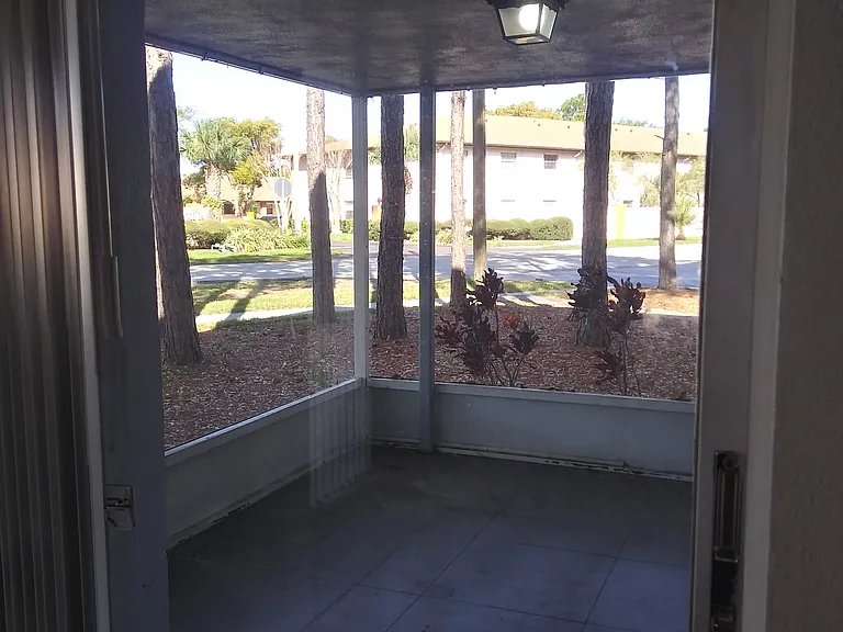 Oak Ridge Apartments — Photo 23