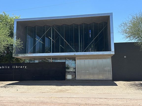 4th image of 1115 S MONTEZUMA Avenue #7
