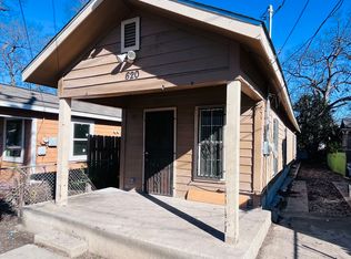 620 S Navidad St, San Antonio, TX 78207