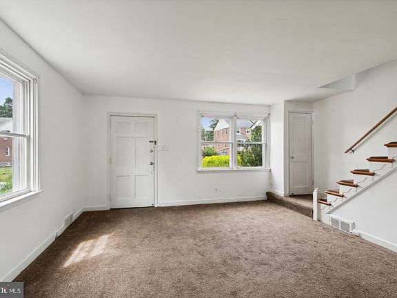2nd image of 1213 Cobbs St