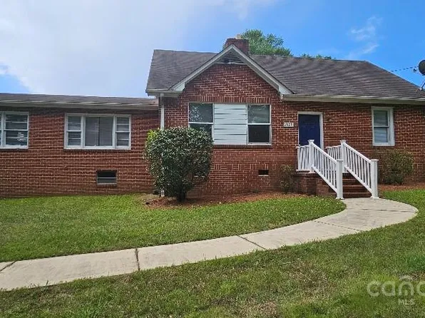 2828 Bellhaven Cir, Charlotte, NC 28214